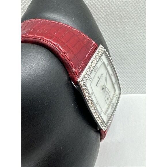 Skagen Denmark 384SSLR8A Women Red Leather Analog Dial Quartz Wrist Watch AEA331 main image 7